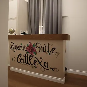 Gasthuis Queen Cattleya, Genua